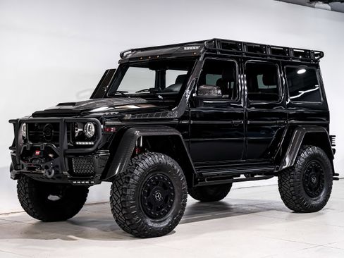 Used 2017 Mercedes-Benz G 550 Squared image 6