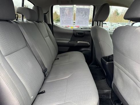 Used 2017 Toyota Tacoma SR5 w/ Tow Package image 13