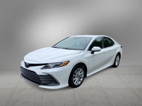 Used 2023 Toyota Camry LE FWD image 1
