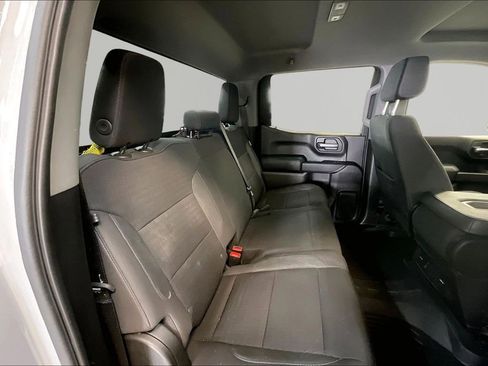 Used 2024 Chevrolet Silverado 1500 Custom w/ Dark Appearance Package AWD/4WD image 23