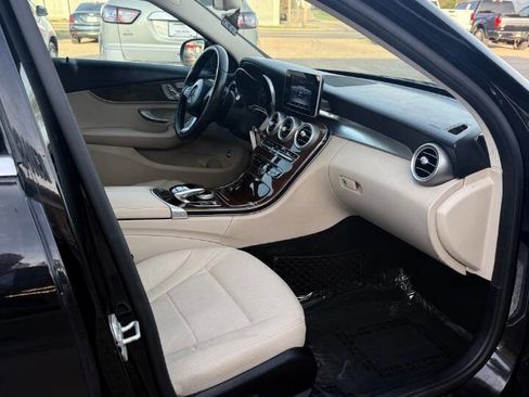 Used 2015 Mercedes-Benz C 300 4MATIC Sedan image 21