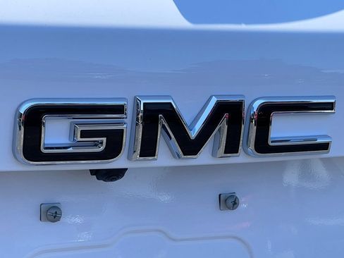 New 2027 GMC Terrain Elevation w/ Elevation Premium Package AWD/4WD image 43