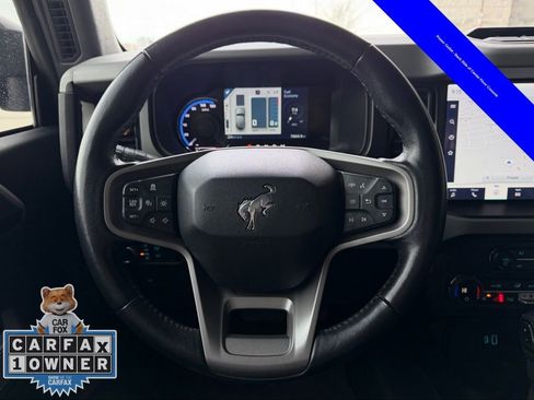 Used 2023 Ford Bronco Badlands image 14