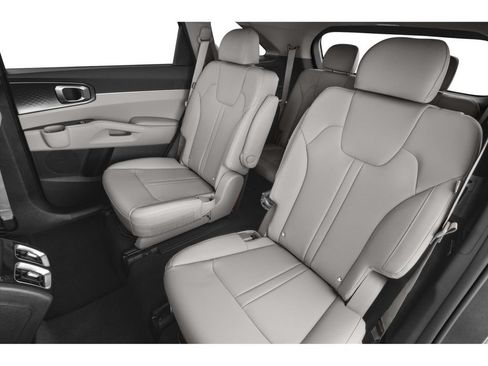 Used 2024 Kia Sorento EX w/ Panoramic Sunroof Package FWD image 8