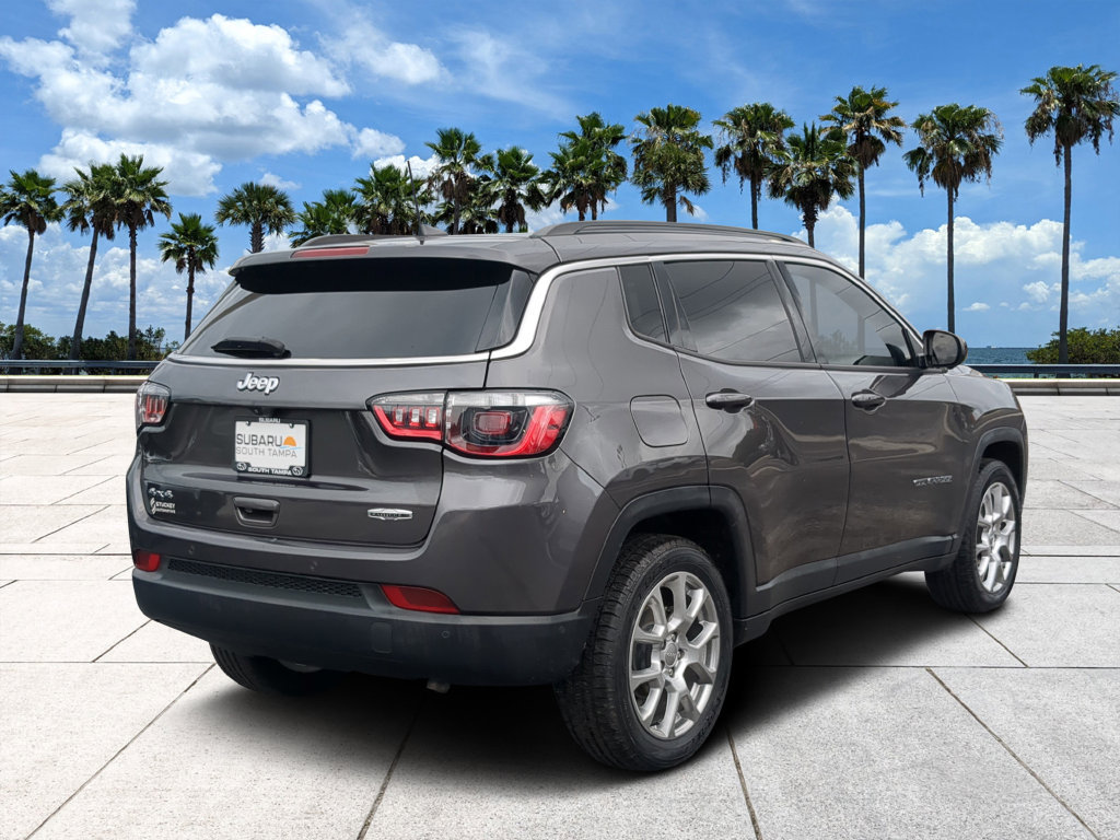 Used 2022 Jeep Compass Latitude AWD/4WD image 5