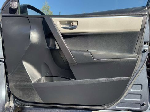 Used 2015 Toyota Corolla LE image 27