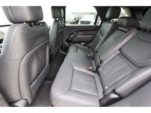 Used 2024 Land Rover Range Rover Sport SE AWD/4WD image 7
