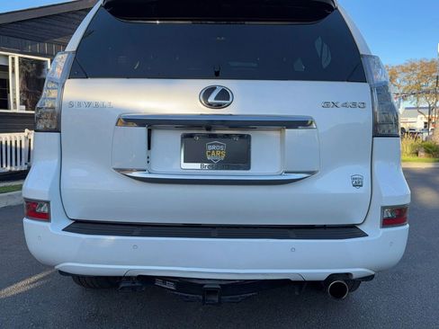 Used 2020 Lexus GX 460 Premium w/ Premium Package image 35