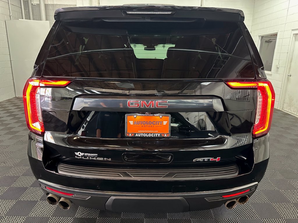 Used 2023 GMC Yukon XL AT4 w/ AT4 Premium Package AWD/4WD image 8