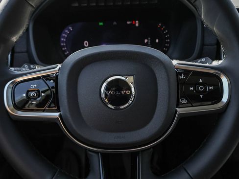 New 2026 Volvo XC90 B6 Plus w/ Protection Package AWD/4WD image 32