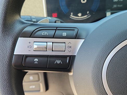 Used 2025 Hyundai Sonata SEL FWD image 19