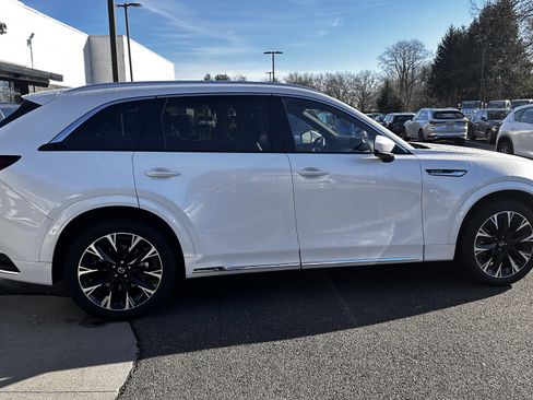 Certified 2025 MAZDA CX-90 3.3 Turbo S w/ Premium Package image 11