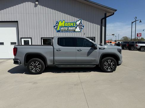 Used 2024 GMC Sierra 1500 AT4 AWD/4WD image 7
