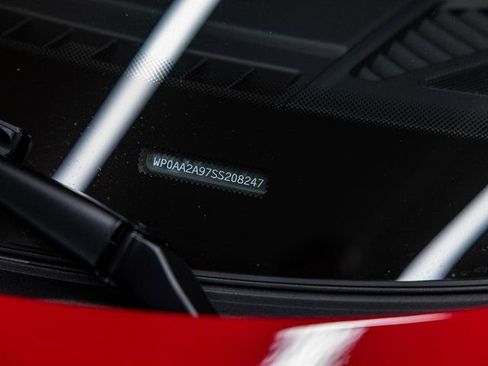 Certified 2025 Porsche 911 Carrera image 49