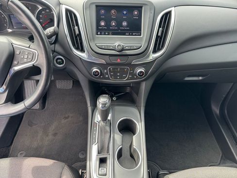 Used 2021 Chevrolet Equinox LT image 10