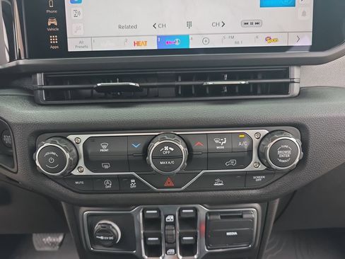 New 2026 Jeep Wrangler Unlimited Sport AWD/4WD image 20