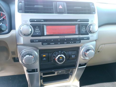 Used 2013 Toyota 4Runner SR5 w/ Convenience Pkg AWD/4WD image 37