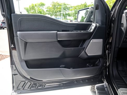 Used 2025 Ford F150 Lariat AWD/4WD image 14