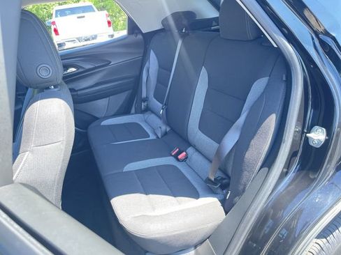 Used 2025 Chevrolet TrailBlazer LS w/ LS Convenience Package FWD image 22