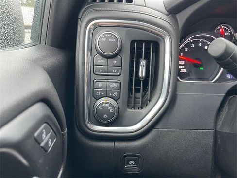 Used 2022 Chevrolet Silverado 1500 RST w/ Z71 Off-Road Package image 27