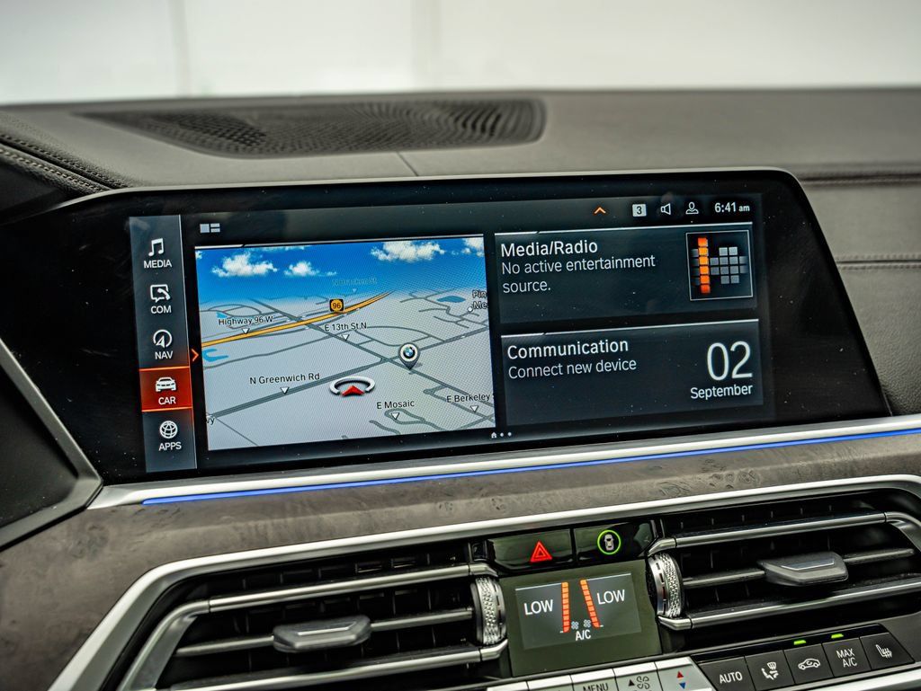 Used 2023 BMW X5 xDrive40i w/ Premium Package AWD/4WD image 26
