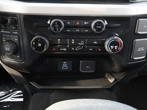 New 2026 Ford F350 XLT w/ XLT Premium Package AWD/4WD image 19