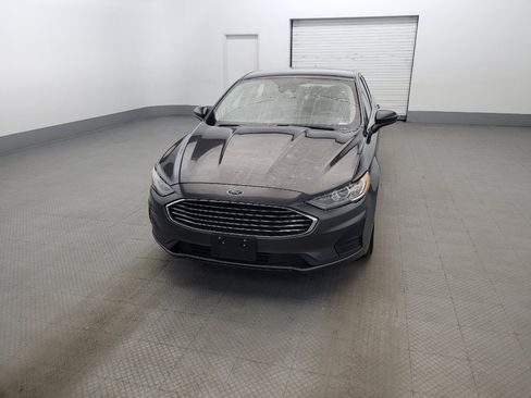 Used 2019 Ford Fusion SE FWD image 15