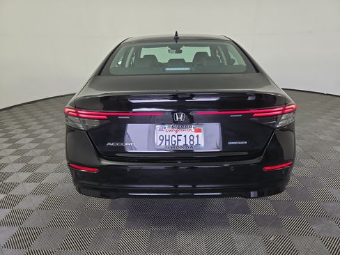 Used 2023 Honda Accord EX-L image 5