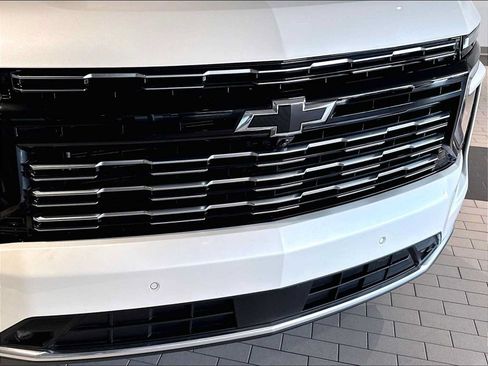 Used 2025 Chevrolet Suburban High Country w/ Sun And Tow Package RWD image 33