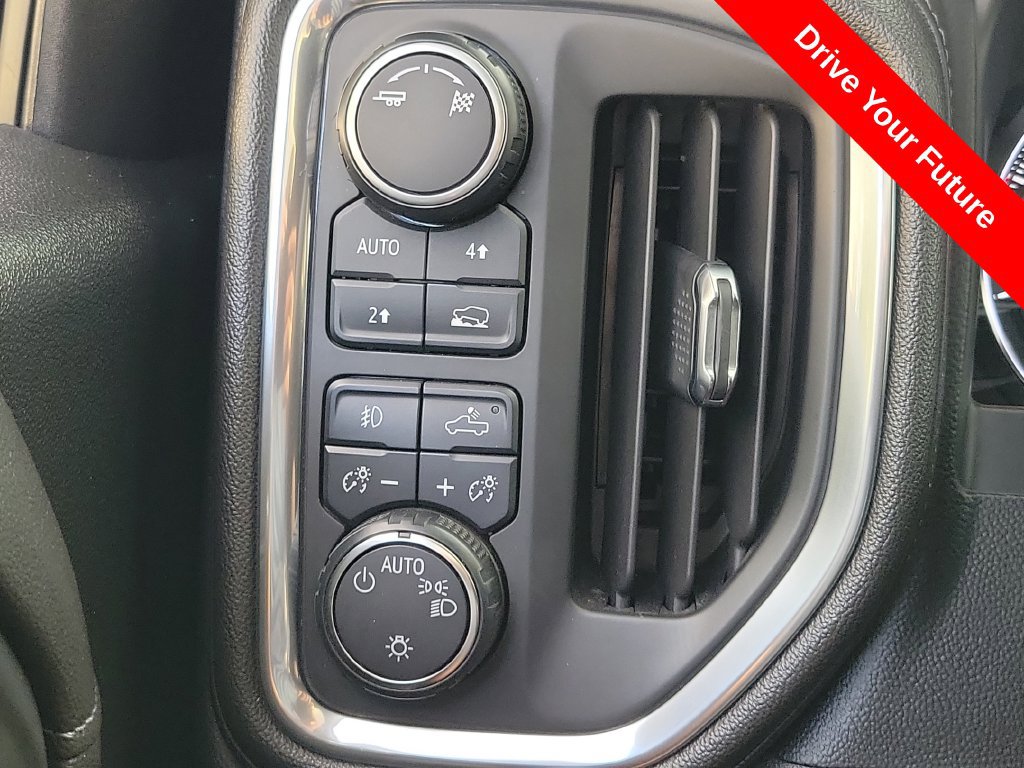 Used 2019 Chevrolet Silverado 1500 RST w/ All-Star Edition AWD/4WD image 17