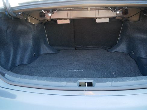 Used 2010 Toyota Corolla LE FWD image 18