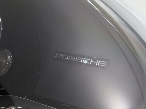 Used 2020 Porsche 911 Carrera S image 19