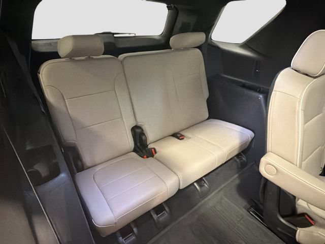 Used 2023 Chevrolet Traverse Premier AWD/4WD image 23