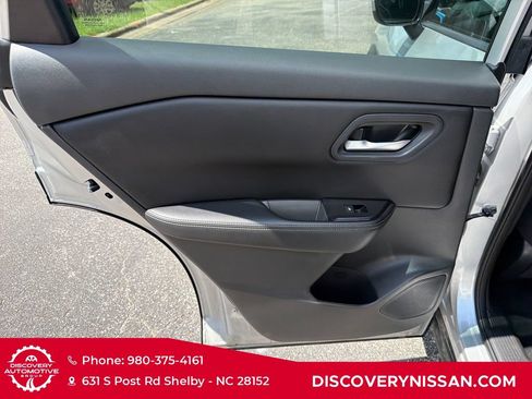 Certified 2025 Nissan Rogue SV AWD/4WD image 26