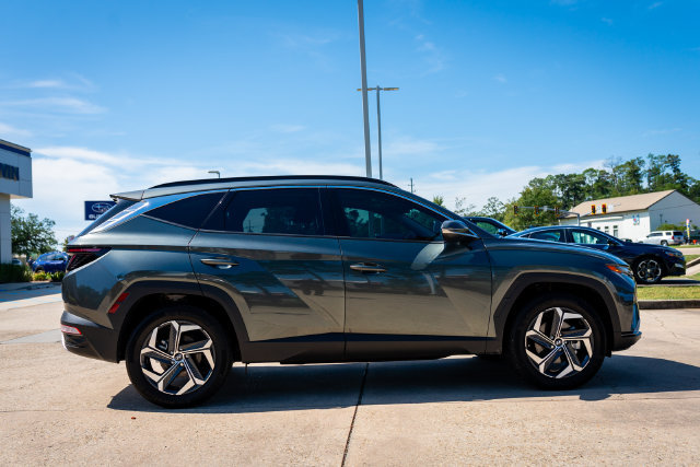 Used 2024 Hyundai Tucson Limited AWD/4WD image 19