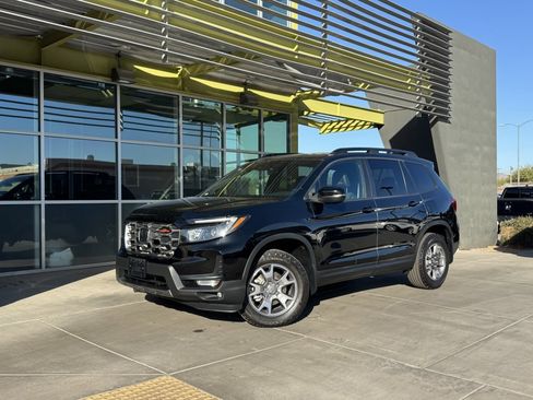 Used 2022 Honda Passport TrailSport image 1