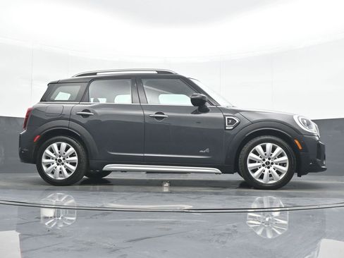 Used 2021 MINI Cooper Countryman S w/ Driver Assistance Package image 22