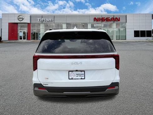 Used 2025 Kia Carnival SX Prestige FWD image 6