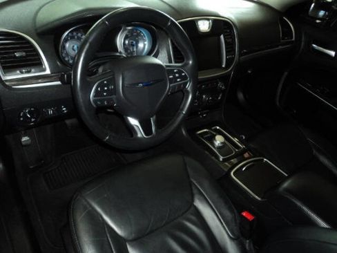 Used 2016 Chrysler 300 Limited w/ Driver Convenience Group AWD/4WD image 7