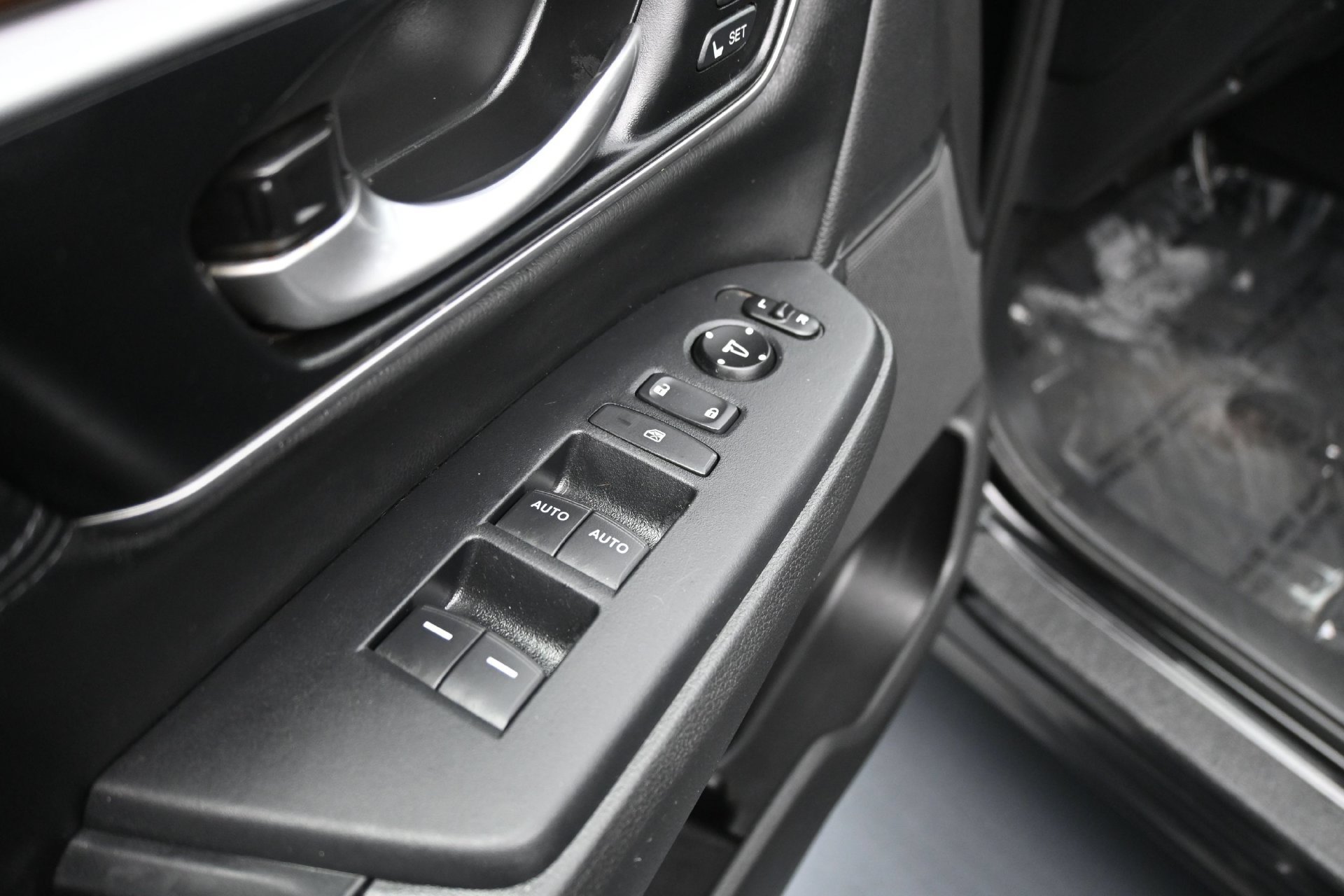 Used 2019 Honda CR-V EX-L image 18