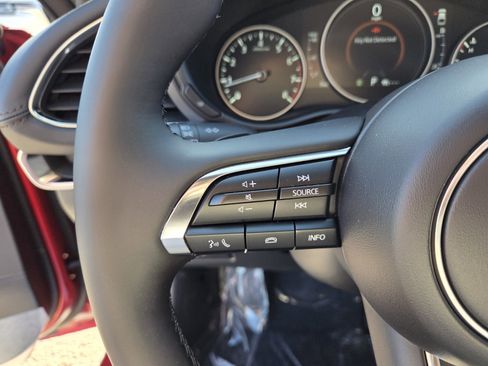 New 2026 MAZDA MAZDA3 Hatchback w/Premium Plus Pkg AWD/4WD image 28