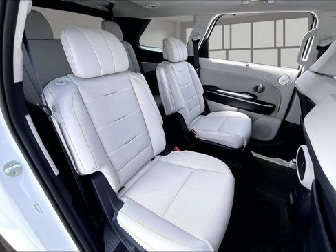 Used 2026 Hyundai Palisade Calligraphy FWD image 23