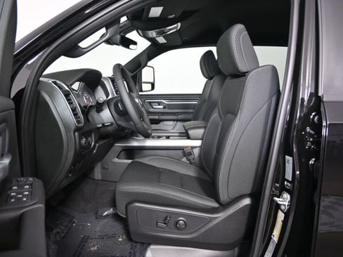 Used 2025 RAM 1500 Big Horn AWD/4WD image 20