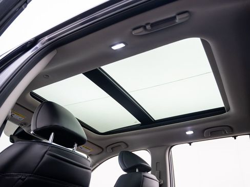 Certified 2023 Honda Pilot Elite image 19