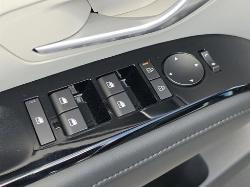 New 2026 Hyundai Tucson Limited FWD image 21
