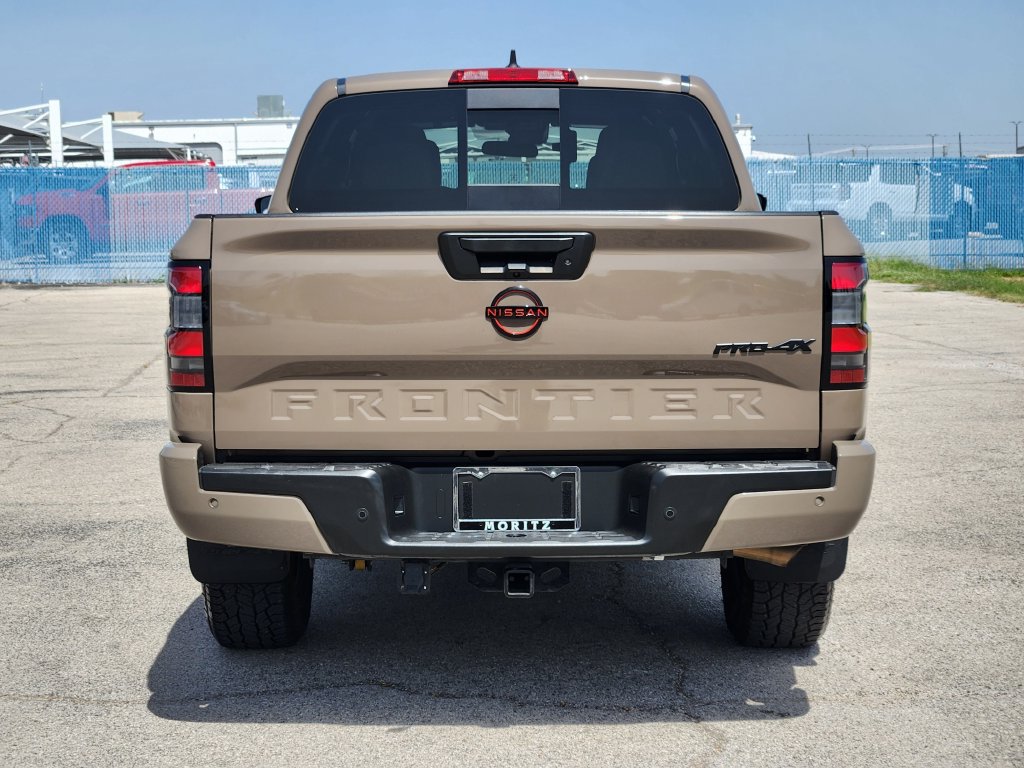 Used 2024 Nissan Frontier PRO-4X w/ Technology Package AWD/4WD image 7