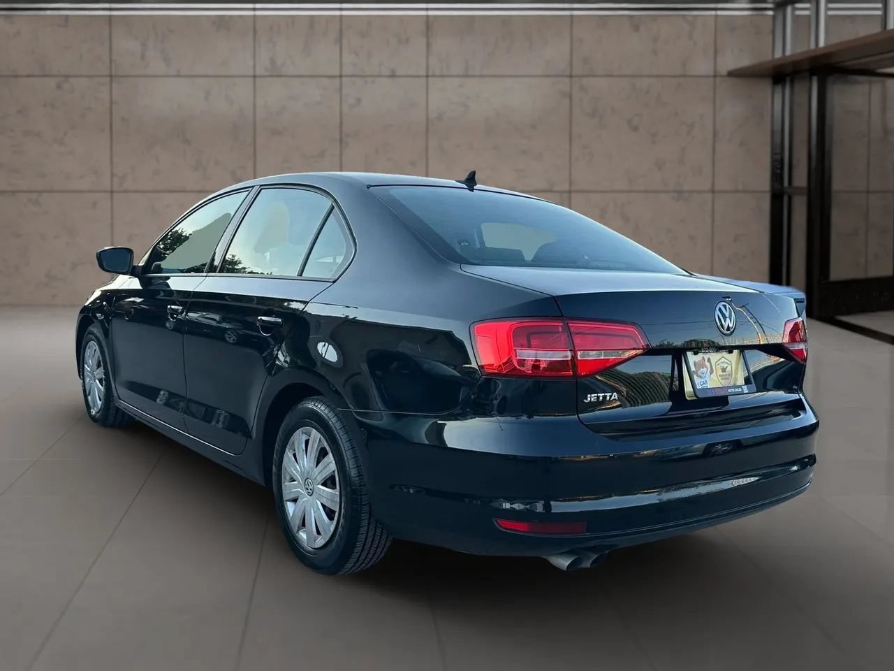 Used 2015 Volkswagen Jetta S FWD image 2