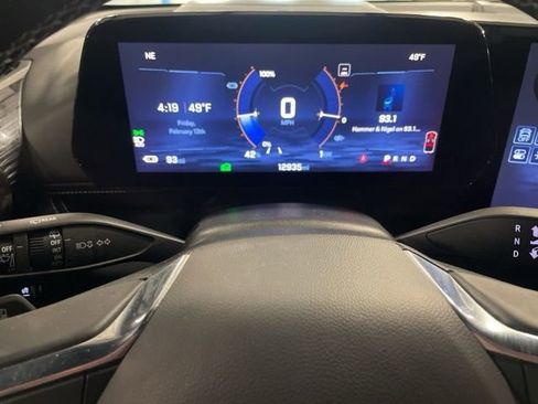 Used 2024 Chevrolet Blazer EV LT image 20