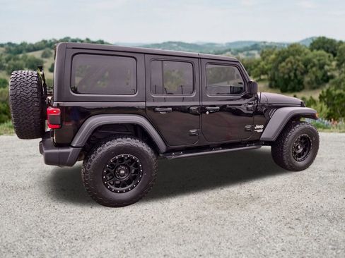 Used 2018 Jeep Wrangler Unlimited Sport S AWD/4WD image 11