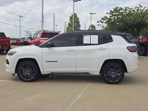 Used 2022 Jeep Compass High Altitude AWD/4WD image 5
